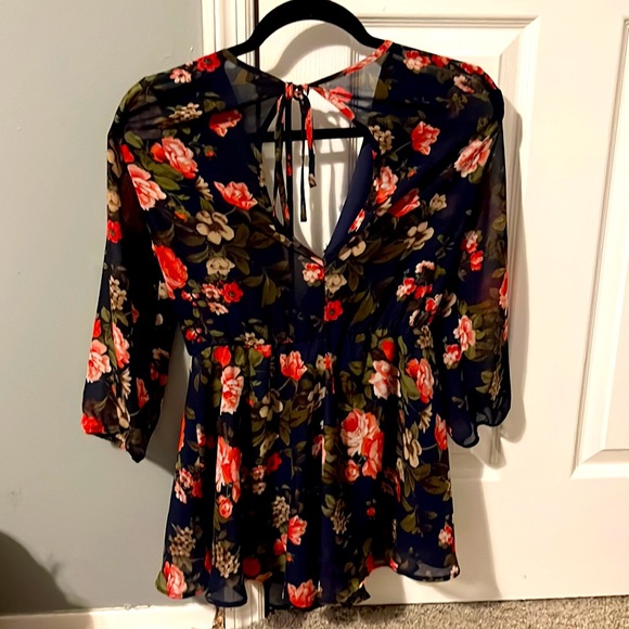 Romper, size small - Picture 2 of 2